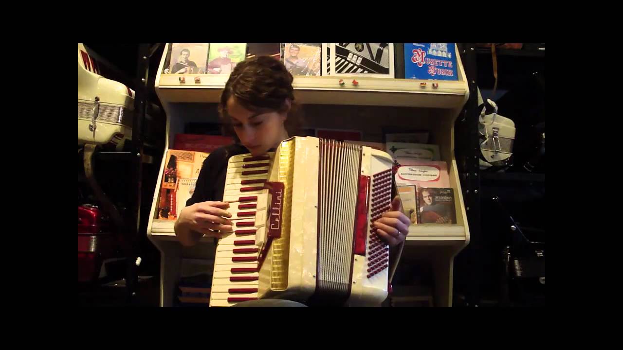640 - Red Cream Cellini Piano Accordion LM 41 120  $599
