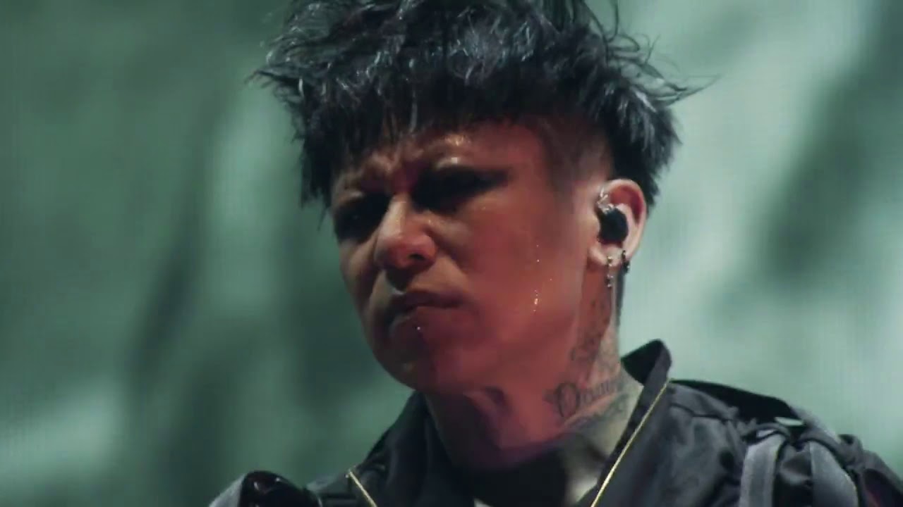 Dir en Grey - Agitated Screams of Maggots [ANDROGYNOUS -a view of the Acro- ]