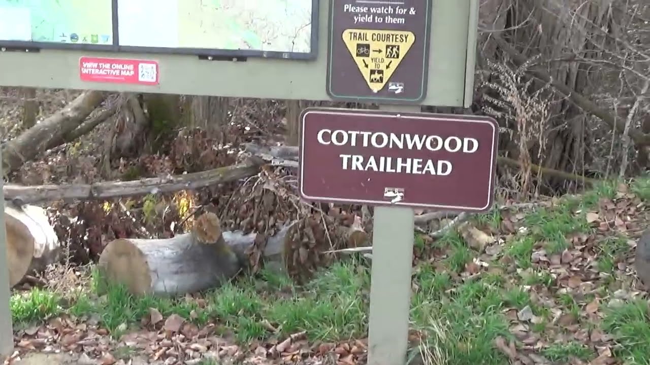 Hiking Review The Military Reserve via Cottonwood, Boise, Idaho