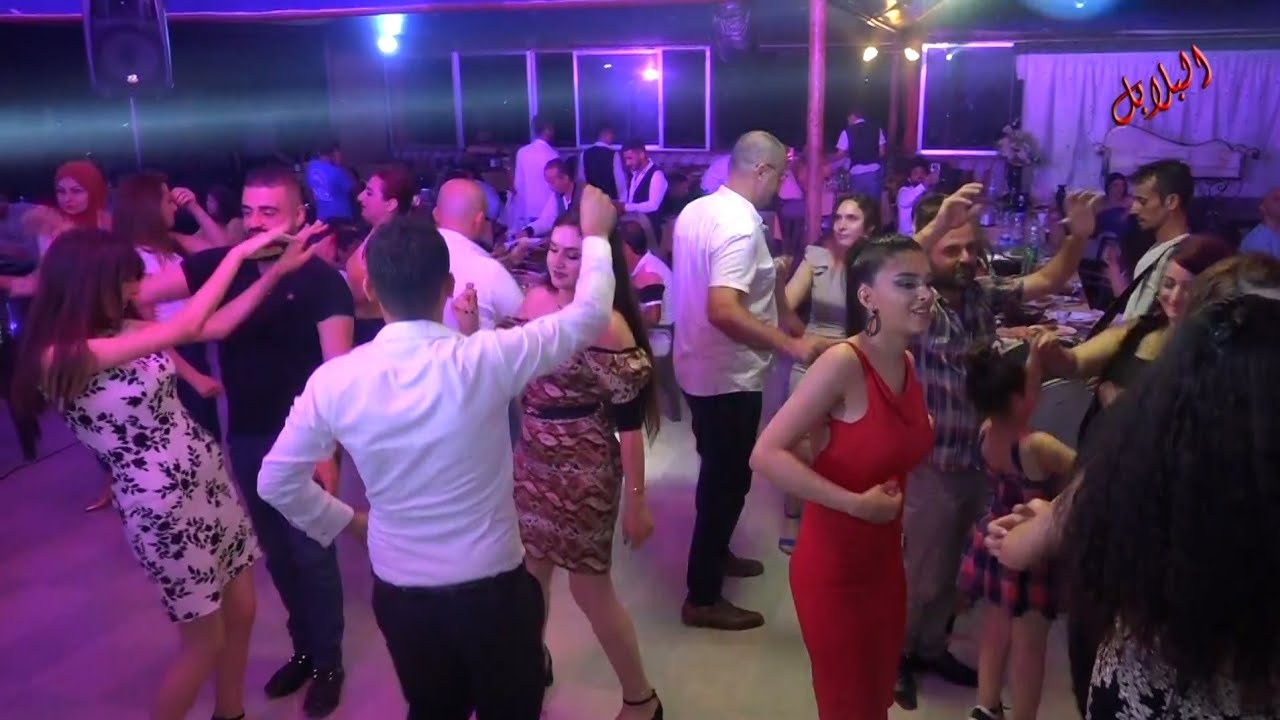 عزيز صادق حديد  كل الضيعة عم تقول علوش مدلل جمول