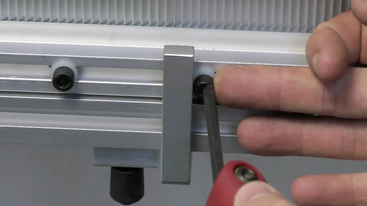 Cutting a tenon with Router Boss