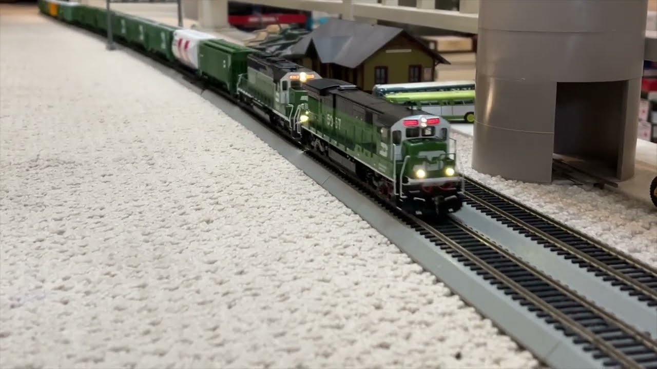 Random Trains: Iowa Northern UP, BN and more . . .
