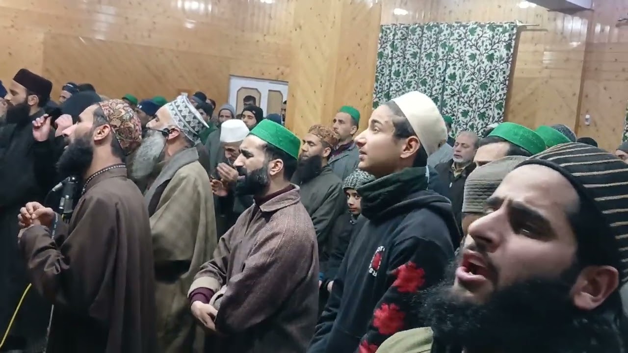 Moulana Manzoor Ahmed Misbahi At  masjid  noor narkara  budgam 
