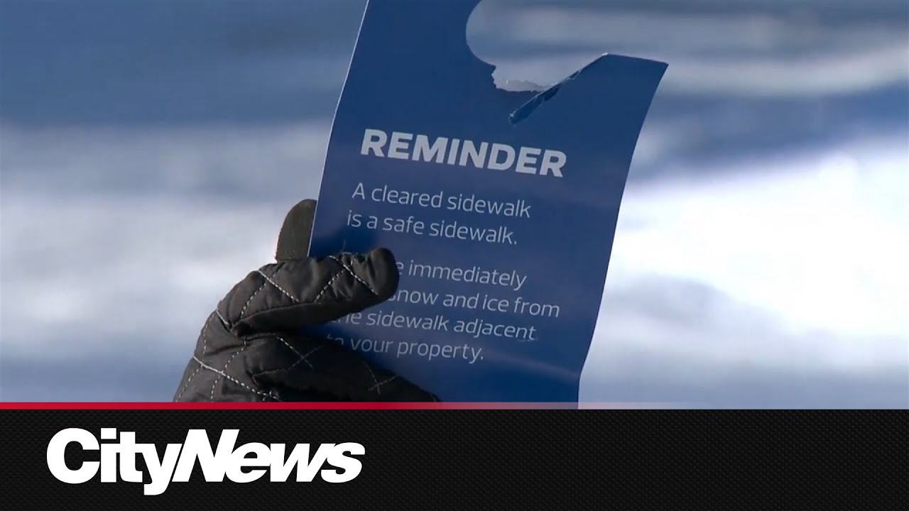 &lsquo;Down to bare pavement&rsquo;: A look at Edmonton&rsquo;s snow clearing bylaw