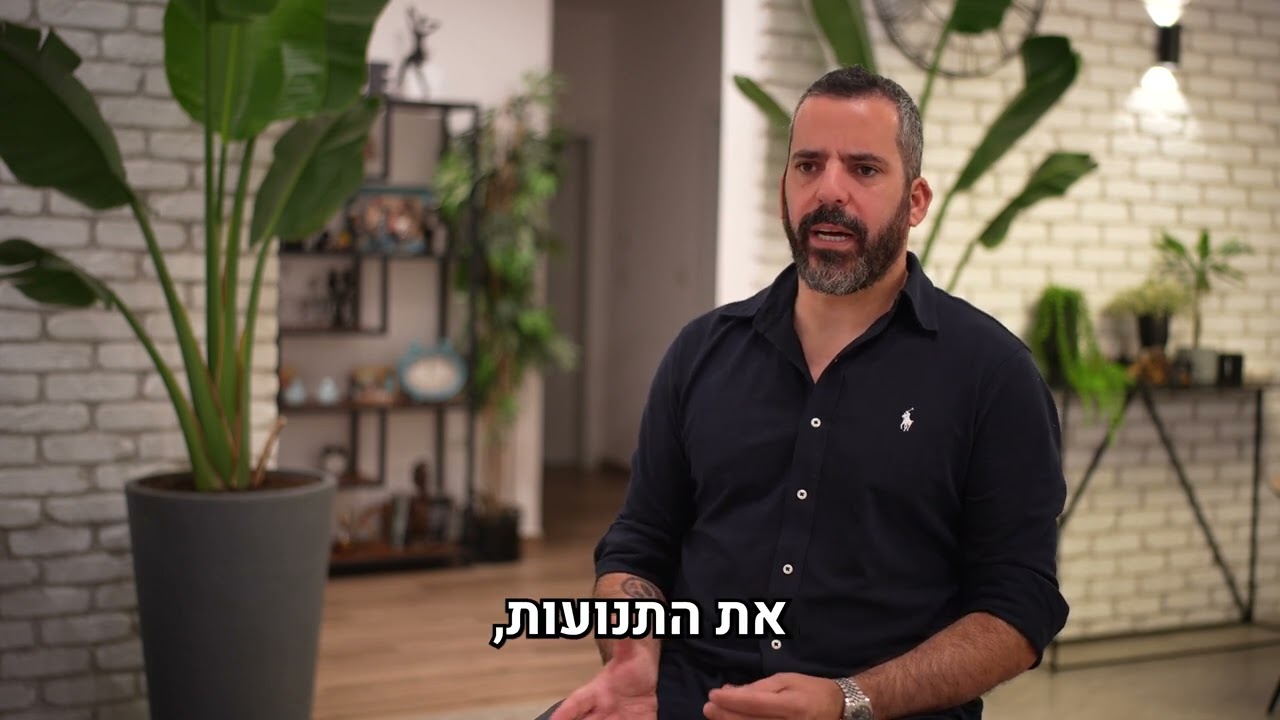 קואנטין חקירות - הזמר המזמר