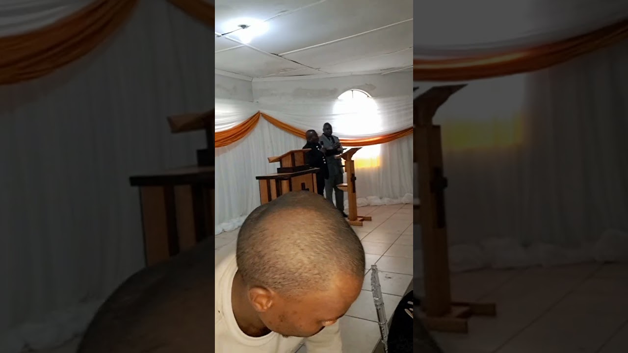Inye inkosi linye ibandla