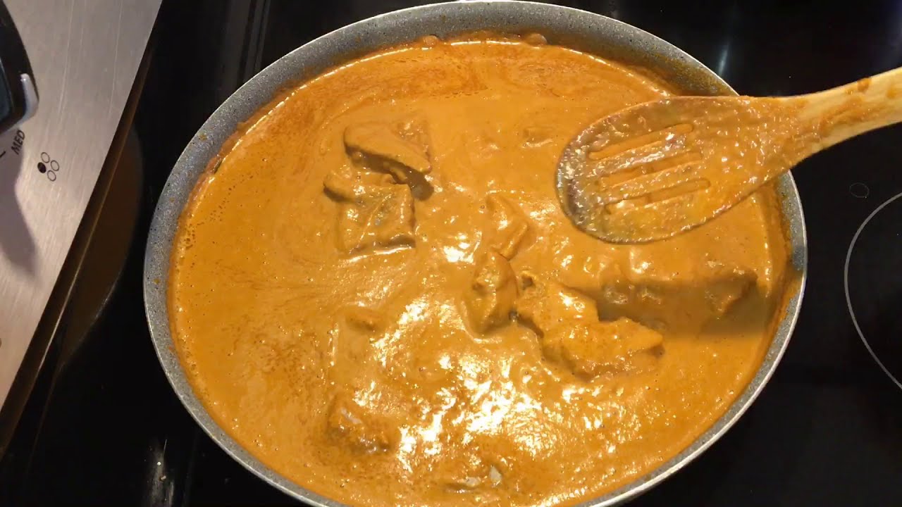 Encacahuatado con costillas de puerco