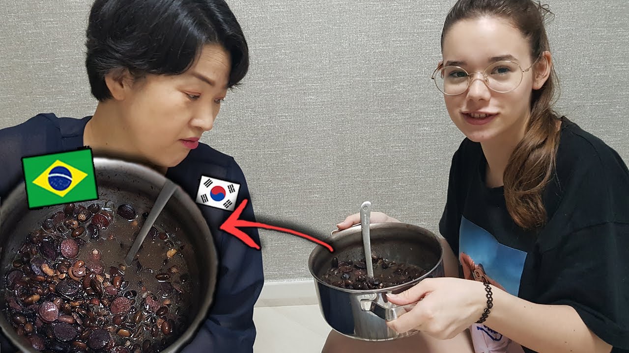 MINHA SOGRA COREANA COMENDO FEIJOADA PELA PRIMEIRA VEZ | 시어머니께 브라질 저녁밥을 해드렸어요...