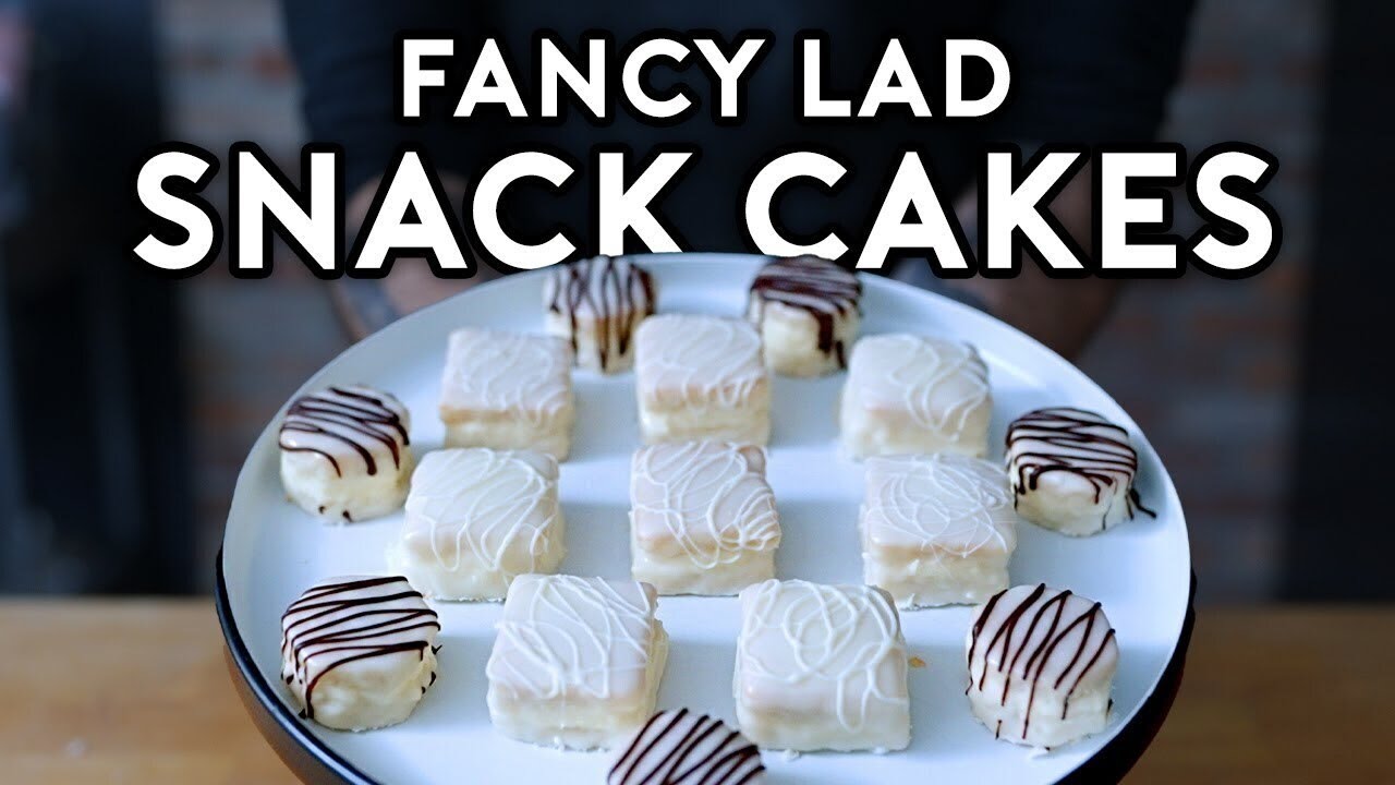 Пирожные Fancy Lad из Fallout 76 | Binging with Babish