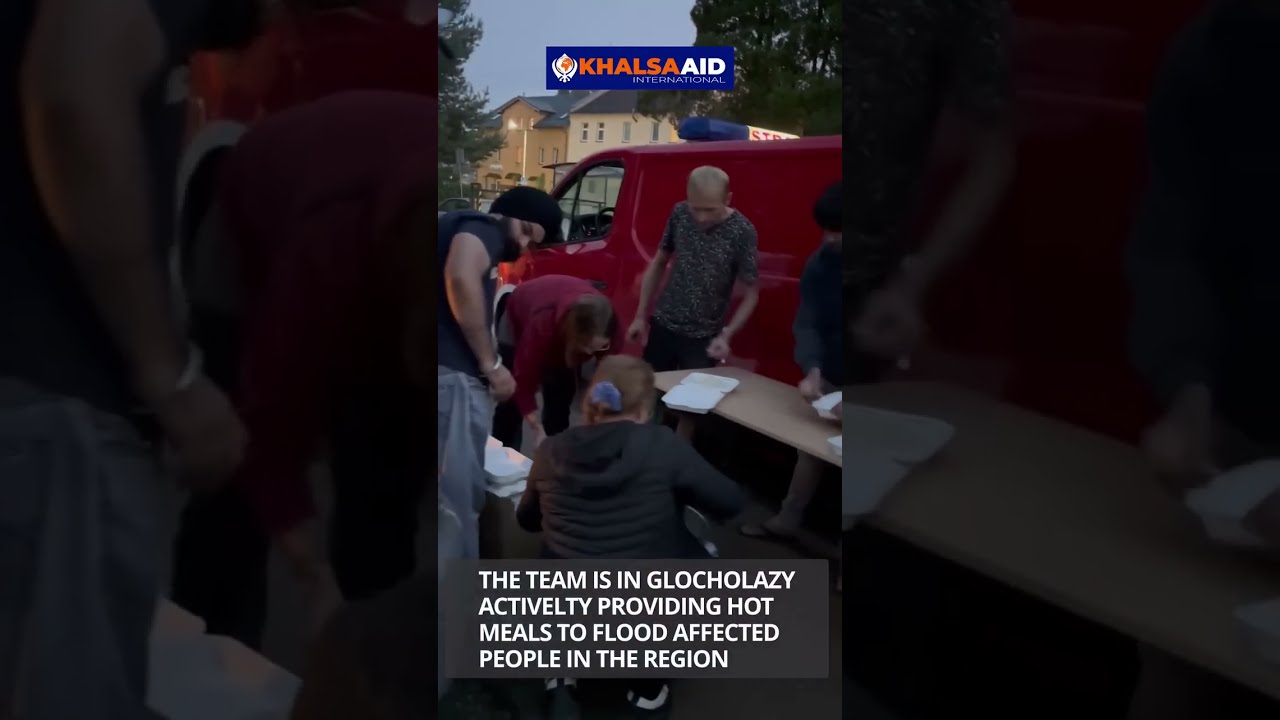KhalsaAid team is on the ground in Głuchołazy, #Poland, actively providing hot meals to communities