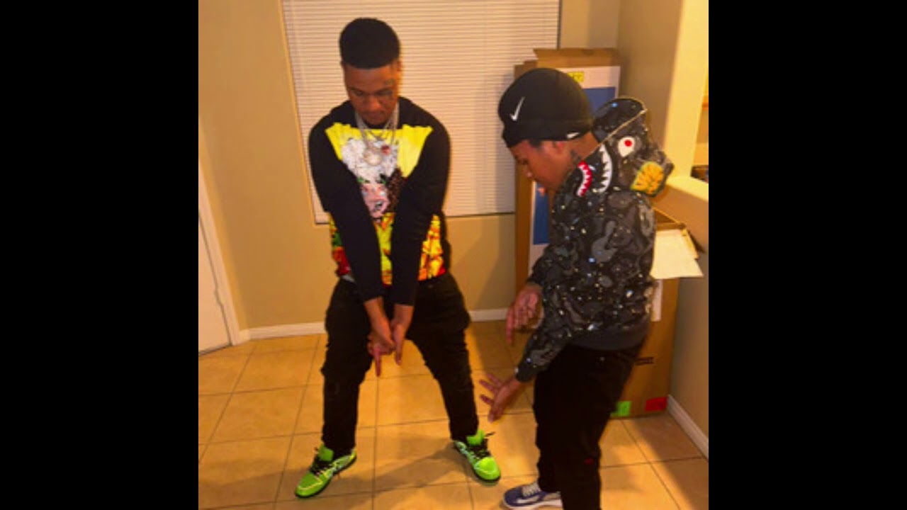 PAYPIG2125 - Get Stupid! (Bass Boosted)