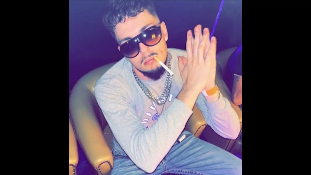 Kiss Me Tru The Blunt - yyy891 (Prod  El WiWi)