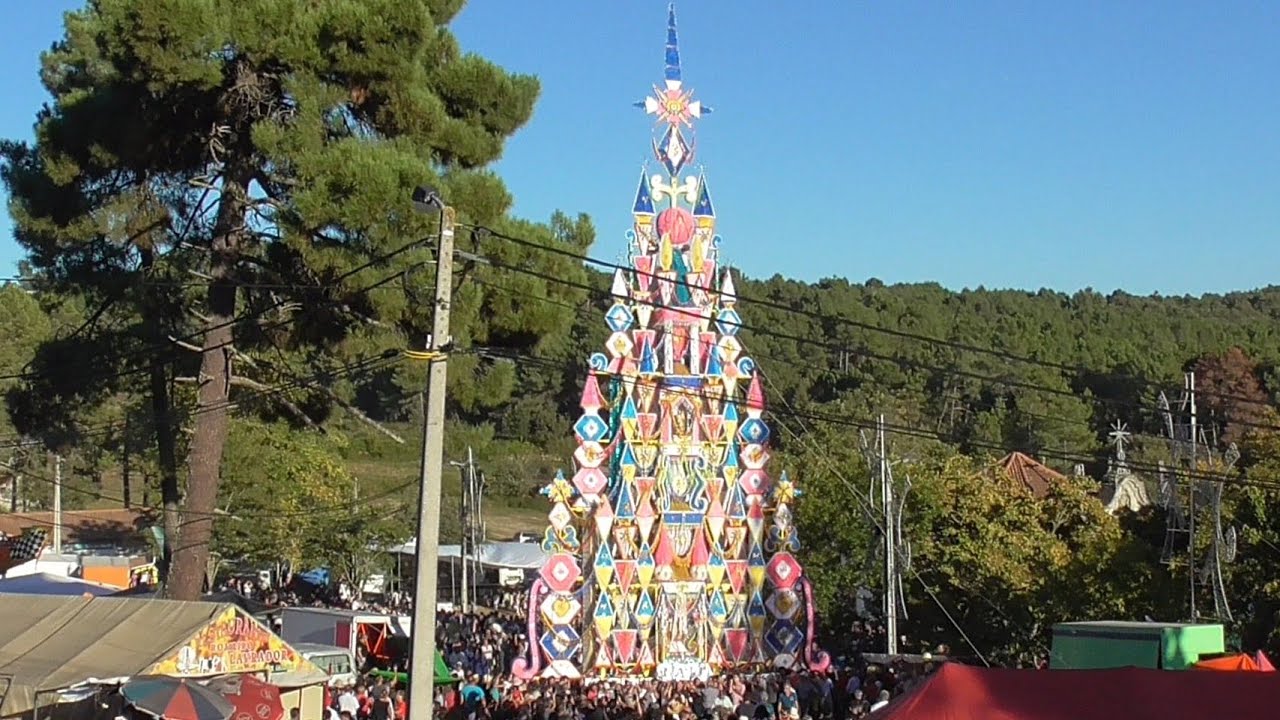 Our Lady of Pena Procession with the World's Biggest Andor. Mouçós, Vila Real, Portugal. 2022-09-11