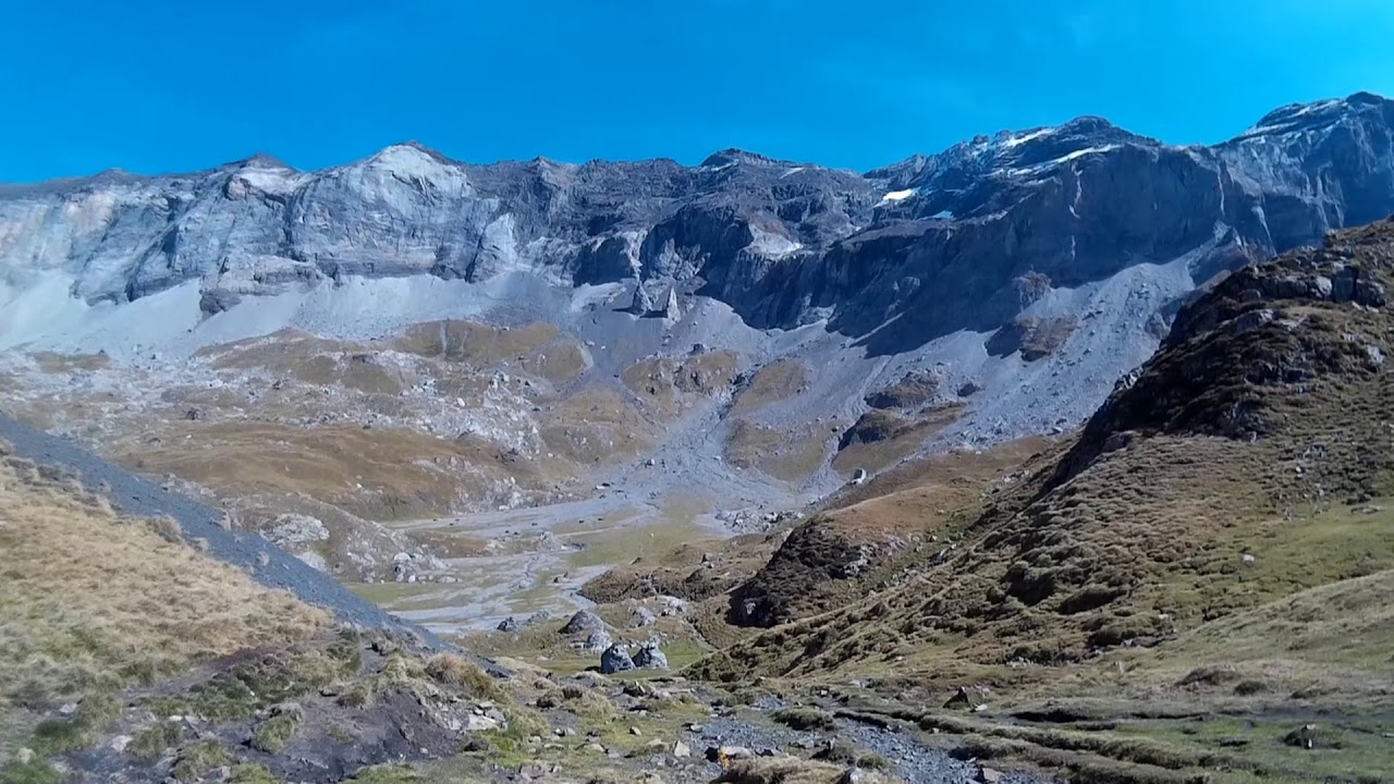 Cirque de Troumouse on a Honda Vision 110