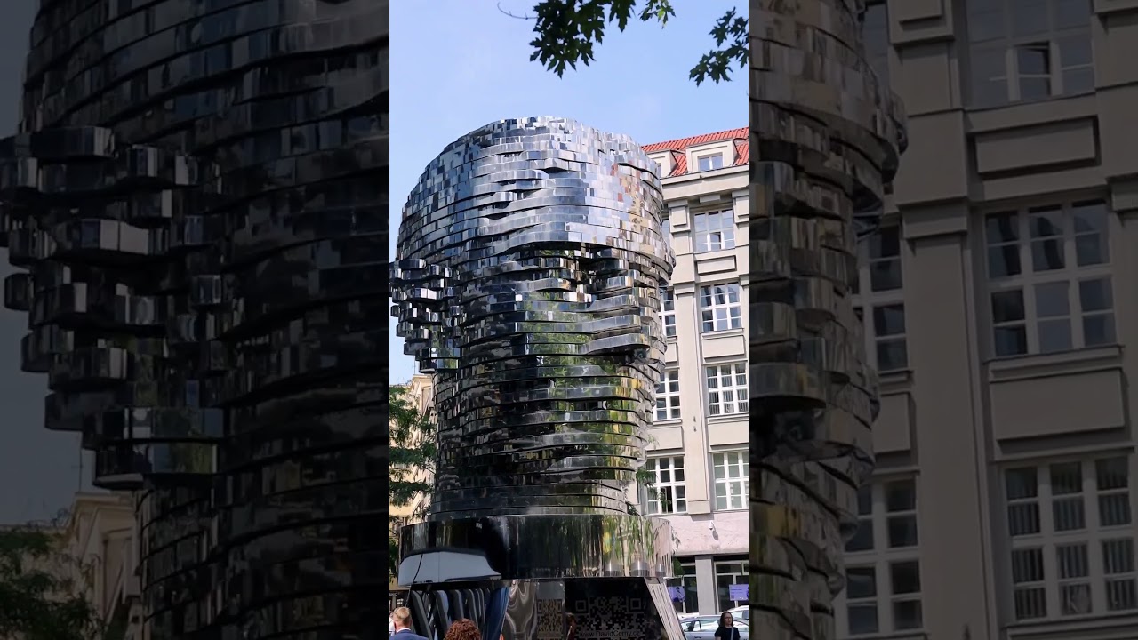 Praha,  Franz Kafka - Otočn&aacute; hlava