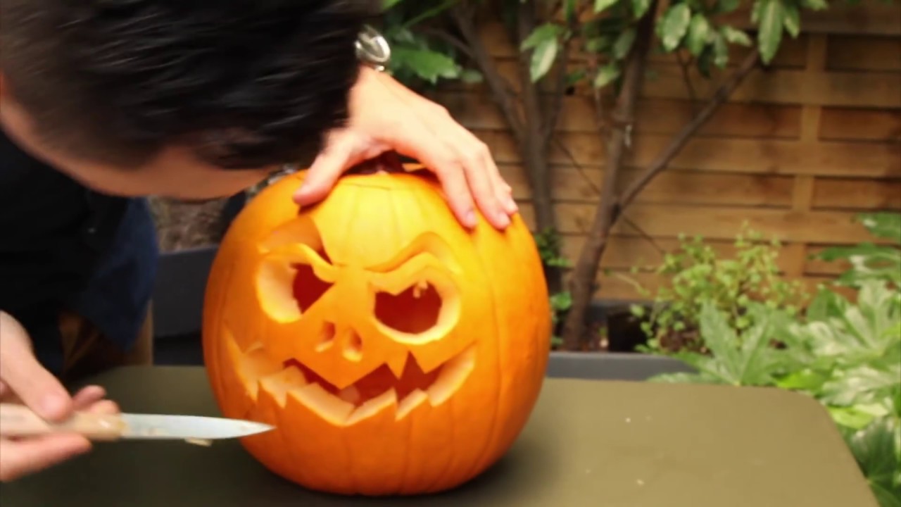 HALLOWEEN : La CITROUILLE Terrifiante (DIY) !