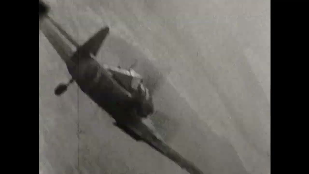 US Air Force Gun Camera Footage - December 1944