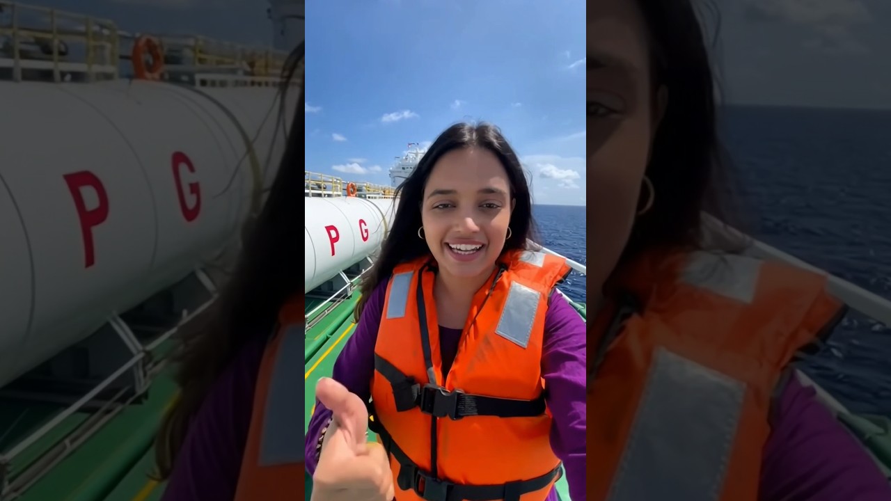 LPG Gas leke India aa raha hu! Tension mat lo ⛽ #ahmedblog01 #LPGGas #IndiaVlog #ShipVlog #clyinder