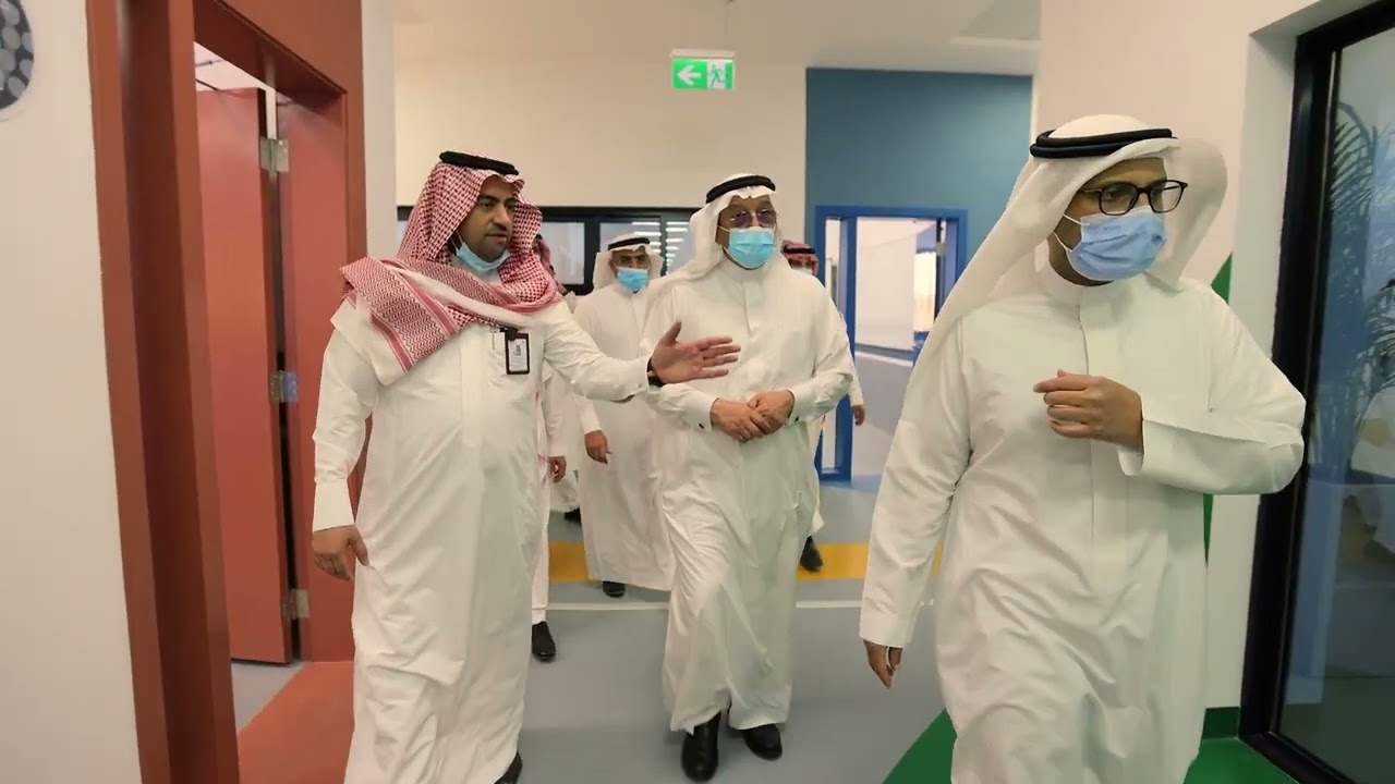 زيارة وزير التعليم لمجمع الفرسان بالمنطقةالشرقية