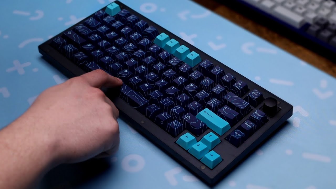 The Best BUDGET Custom Keyboard Kit??  Keychron V1 Review/Build