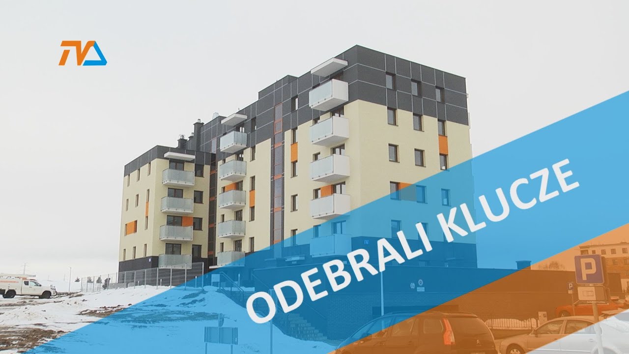 Odebrali klucze do nowych mieszkań.  |TV SUWAŁKI
