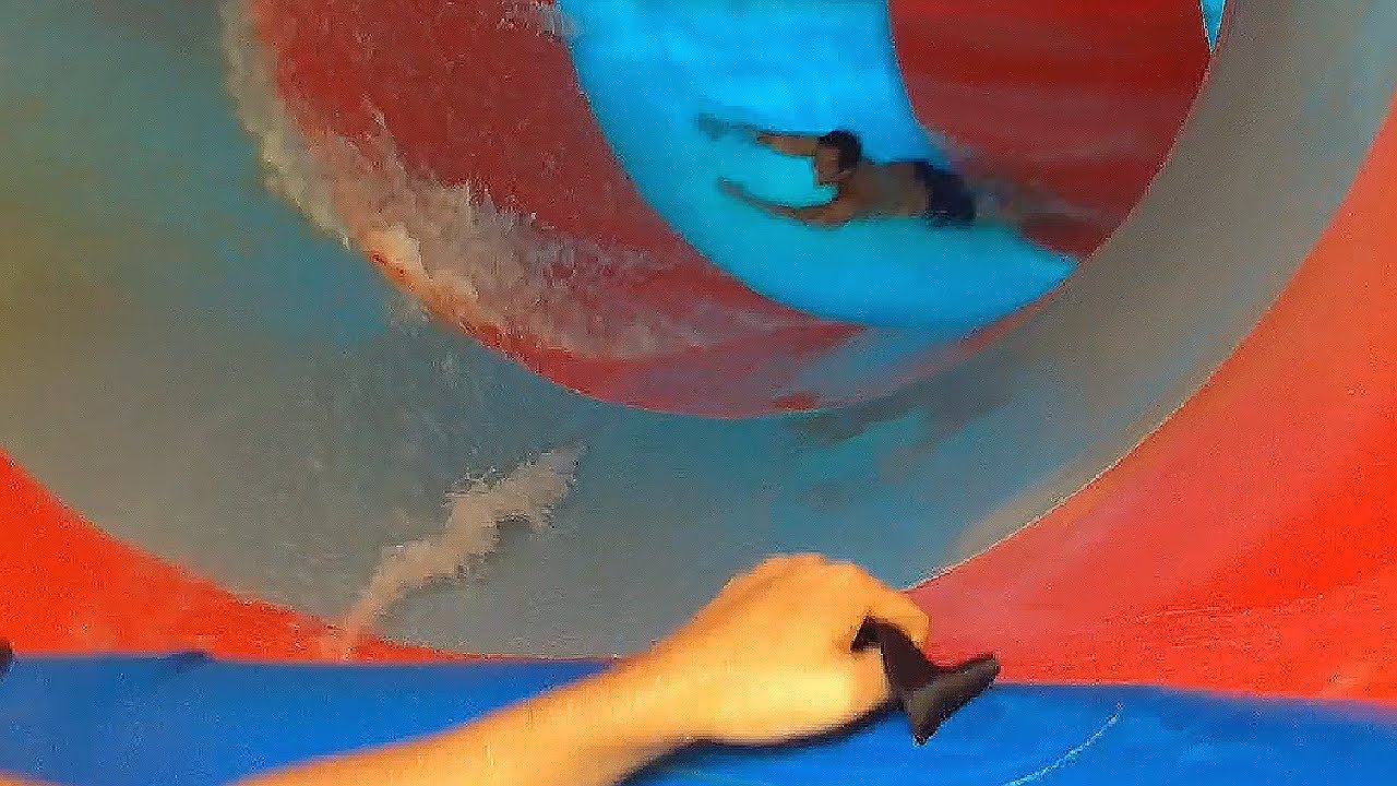Wet N' Wild Vlog!