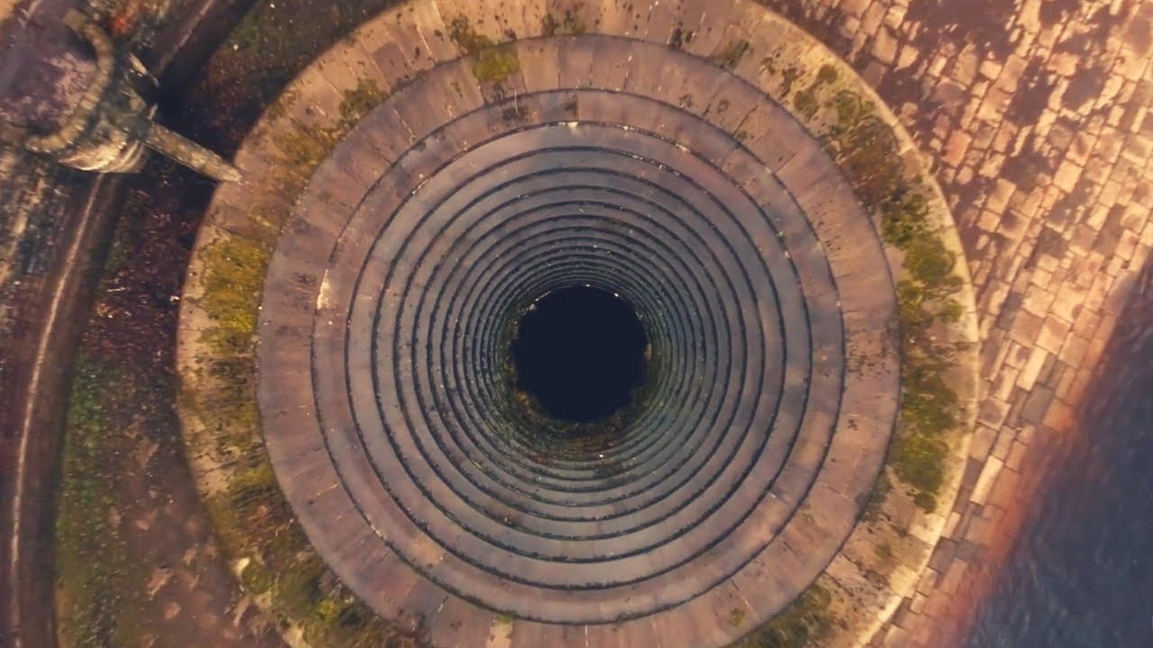 Ladybower Dam & Reservoir, The Peak District, UK | Cinematic Drone Video