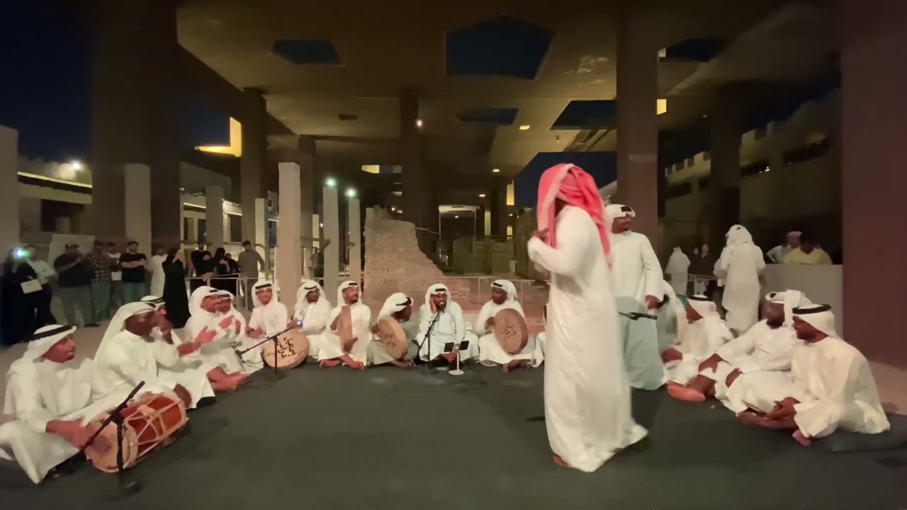 طالعة من بيت أبوها / ناسي