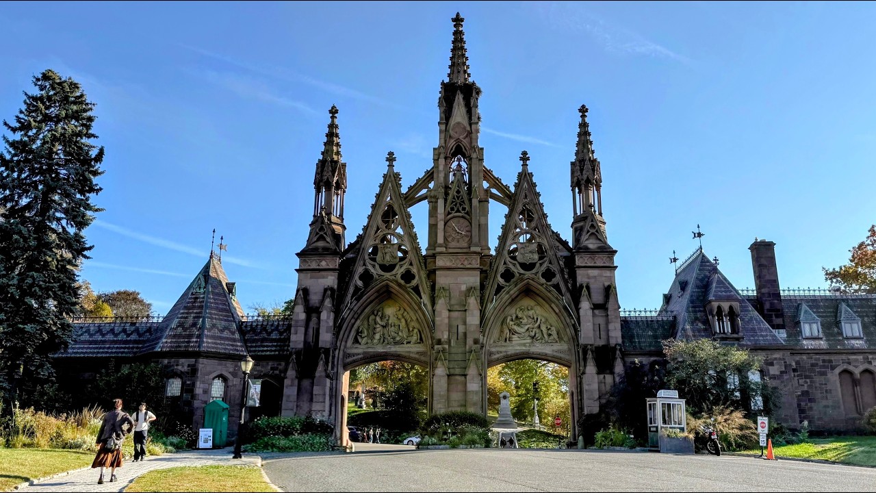 Green-Wood Cemetery 🦜 Walking Through America’s Most Beautiful Outdoor Museum of Art & Memory