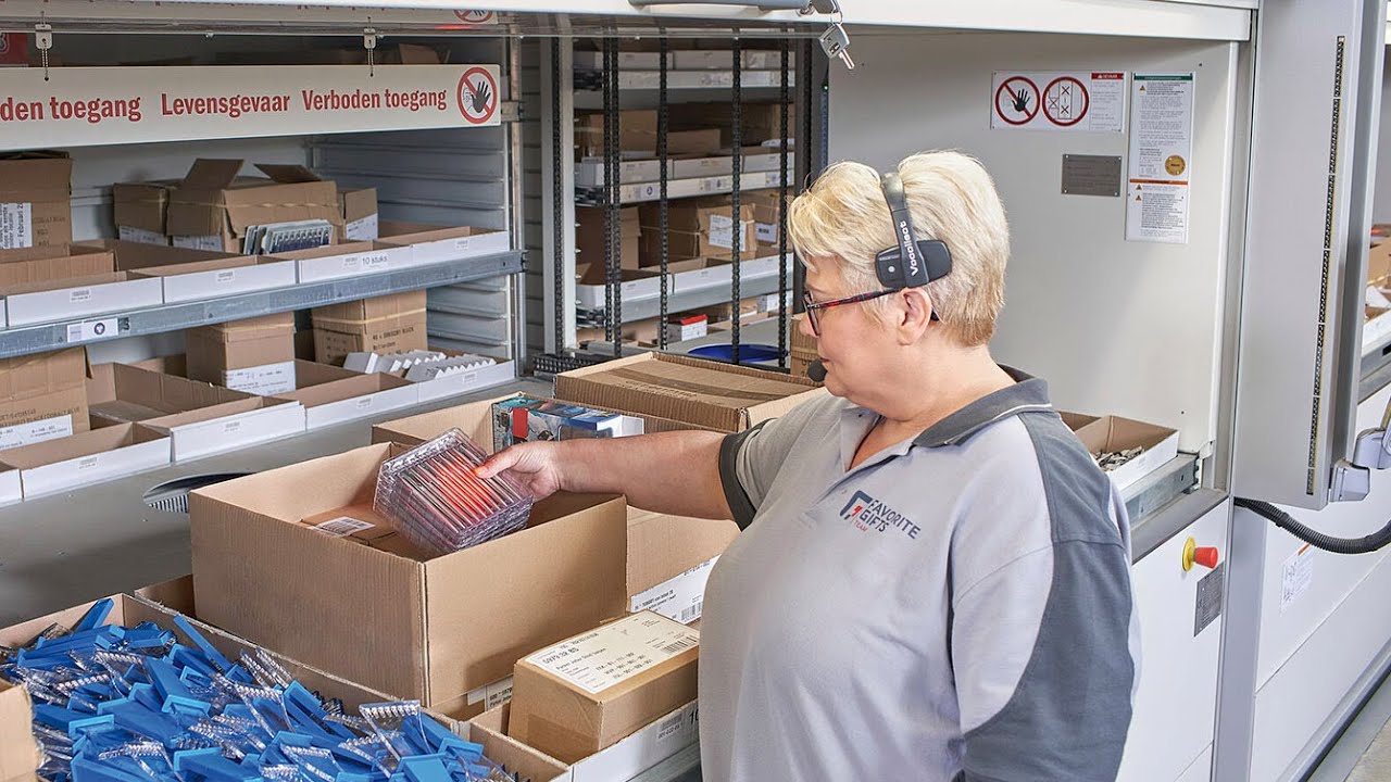 Maximale Performance im Versandlager – Pick-by-Voice mit den Hänel Lean-Liften®