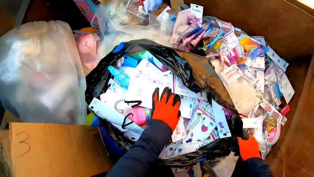 LO Que TIRAN LAS TIENDAS DE USA 😱😱😱contenedor lleno #loquetiranenusa #dumpsterdiving