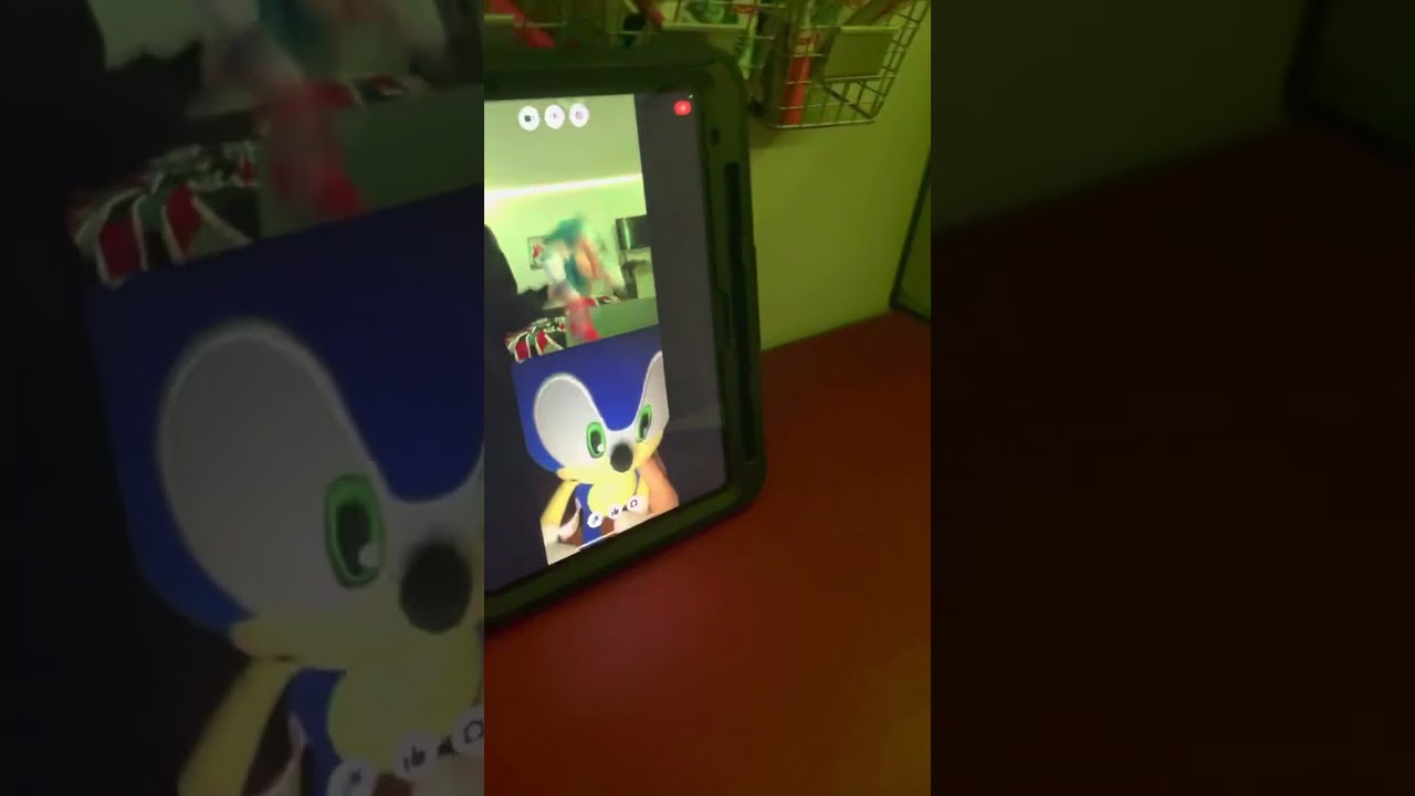 Sonic vs the ink guy