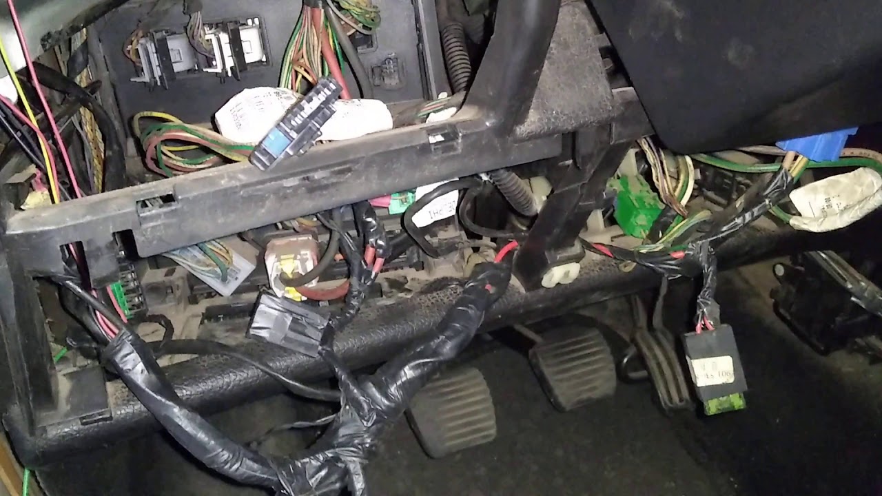 ((Defeito ))  falta de aterramento Peugeot 206