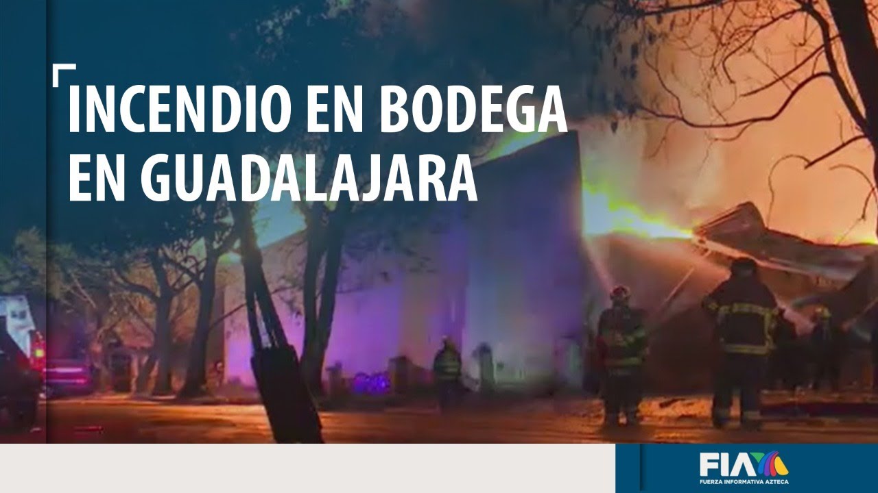 Incendio en fábrica de refacciones causa alerta en Guadalajara