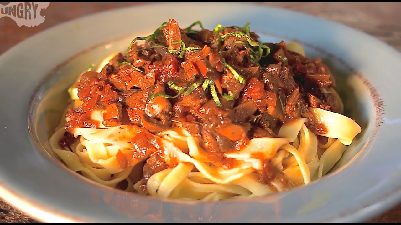 Vegan Recipe: Homemade Pasta with Wild Mushroom Tomato Sauce
