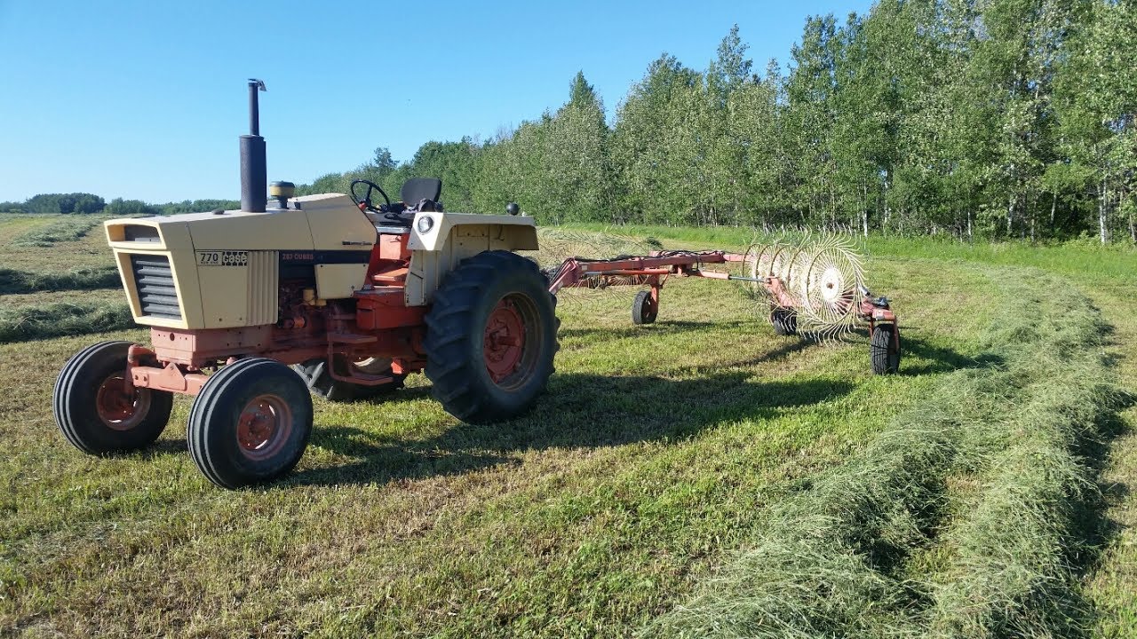 Raking Hay with the 770 Case