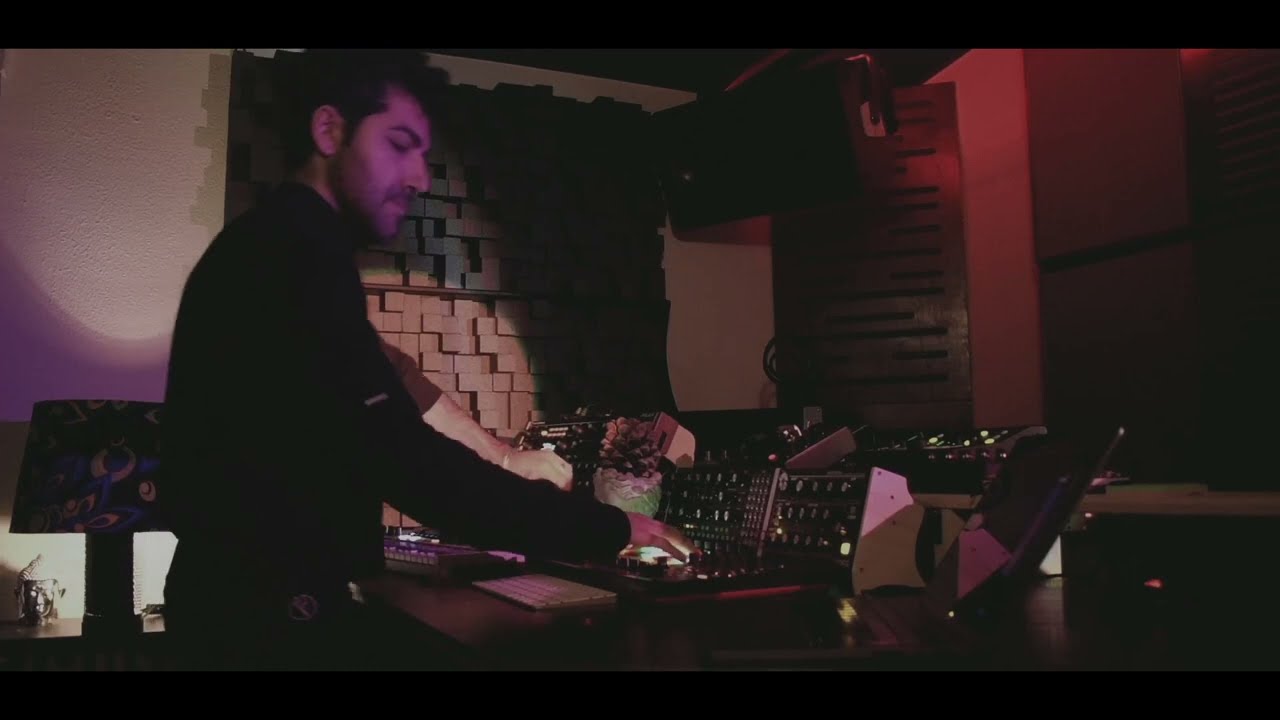 Hraach - Sometimes (Studio Jam)