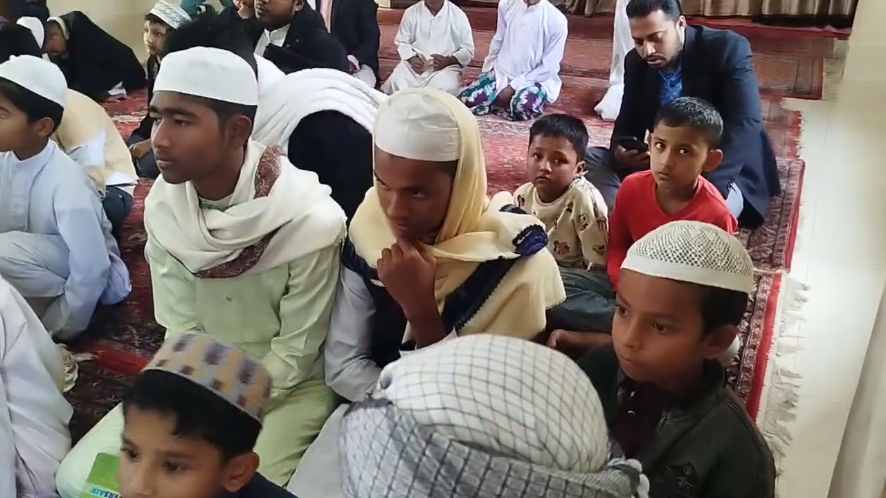 কেরোনিয়া তা'লীমুল কুরআন মাদ্রাসা ও এতিম খানা ছবক অনুষ্ঠান দোয়া ছাই 