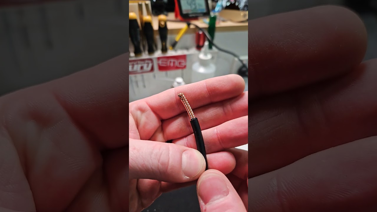 Spiral Shield vs Braided Shield Guitar Cable 🎸 #amprepair #guitar #guitaramp #canare