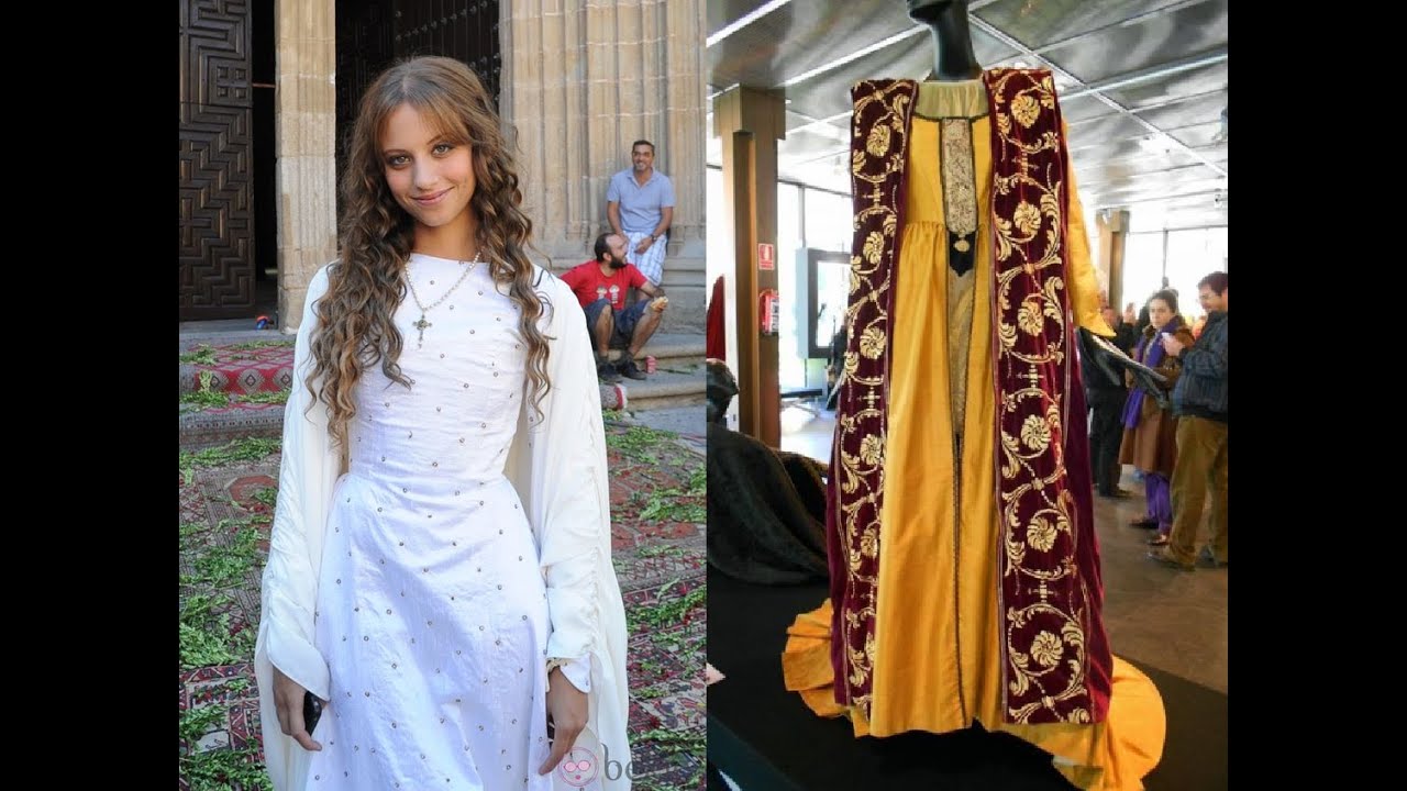 Costumes of 'Isabel' - Top 10