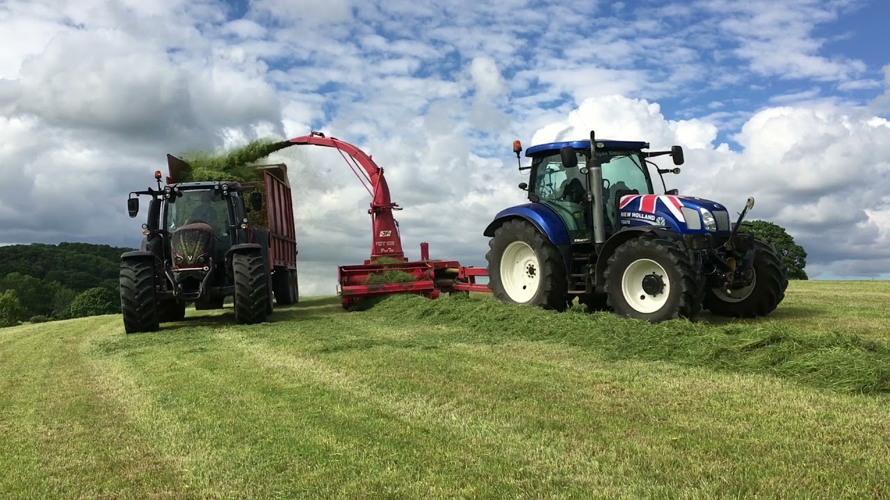 Cumbrian Silage 2021. Two trailed foragers tackle the fells.