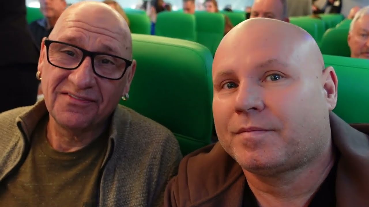 Antonio & Frans #vlog 71,DEEL 2 WAT DOET MICHELLA KOX !! . SNEEUW ZON EN EEN BEVEILIGER MEE OP REIS 