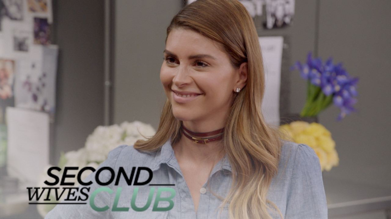 Why Is Mohamed Hadid Hesitant About Marriage? | Second Wives Club | E!