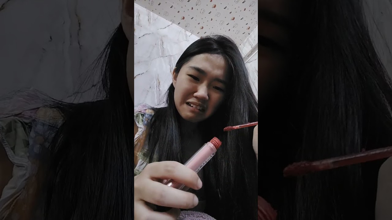 Khám phá đồ makeup của chị mình cùng mình nha !