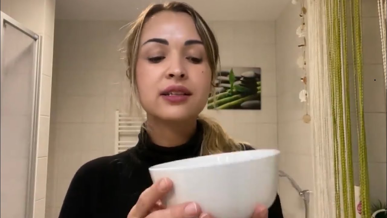 وداعا للكلف والبقع الداكنة بمكونين موجودة فكل دار 👌🤗🤗 رائع جدا جدا