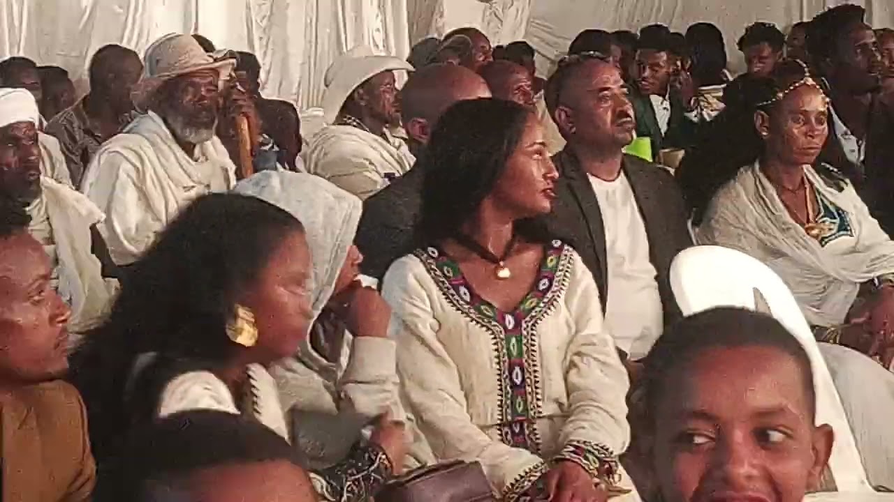 ድምፃዊ ኣቦ ጭራ ኣረጋይ ገብረመድህ aregay gebrmedhin ባህላዊ ጭራ ሲስስስ ኣቢልዎም ብባህሊ ዓድና