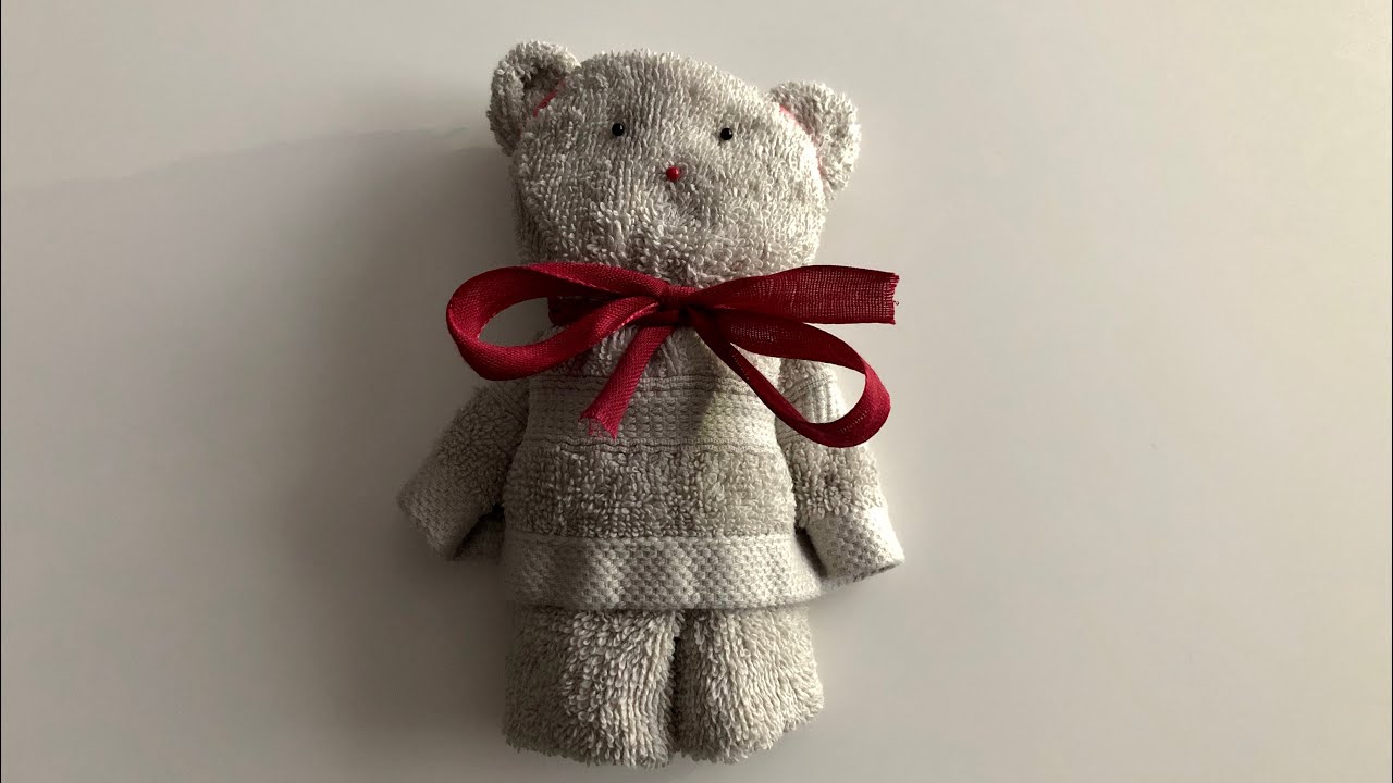 Geschenke selber machen - Teddy B&auml;r basteln mit einem Handtuch - a little towel bear 🐻