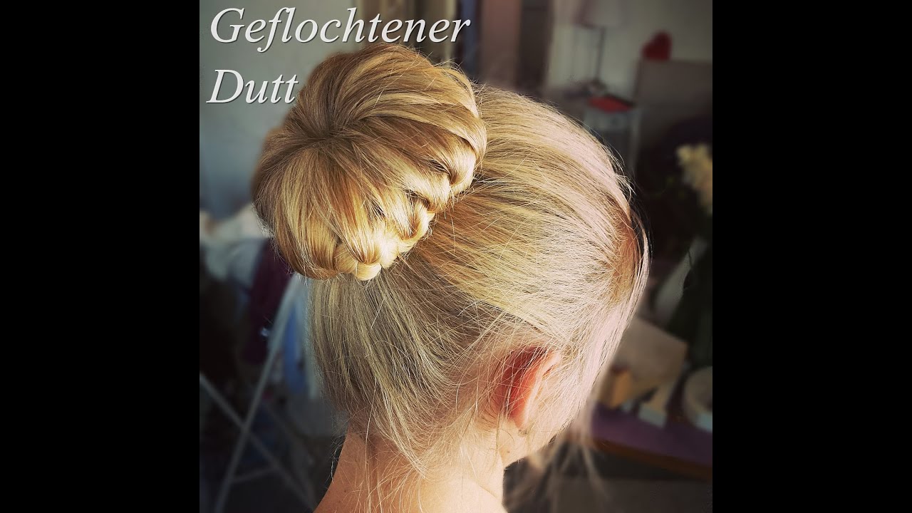 Geflochtener Dutt mit Duttkissen