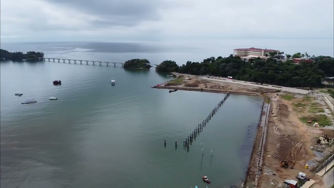 MALECÓN DE SAMANA EN RECONSTRUCCIÓN REPUBLICA DOMINICANA