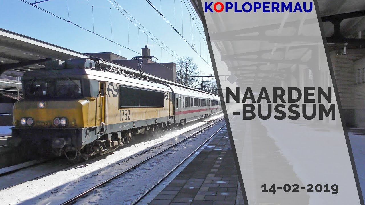 Treinen op station Naarden-Bussum - 14 februari 2021